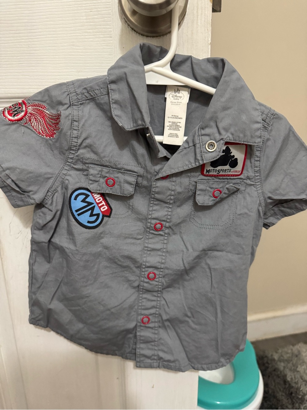 Disney Gray Short-Sleeve Button-Down Shirt with Red and Blue Patches
